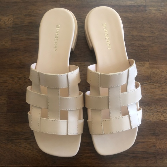 NIB $720 Burberry Lyna Cage Slide Sandal in LIGHT SESAME, Size 36.5 EU / 6.5 US! - Picture 11 of 16